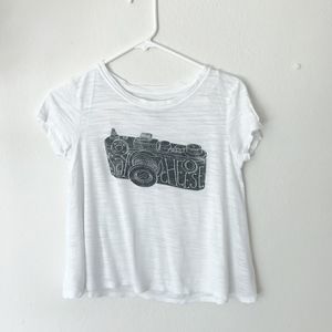 AEO White Graphic Tee